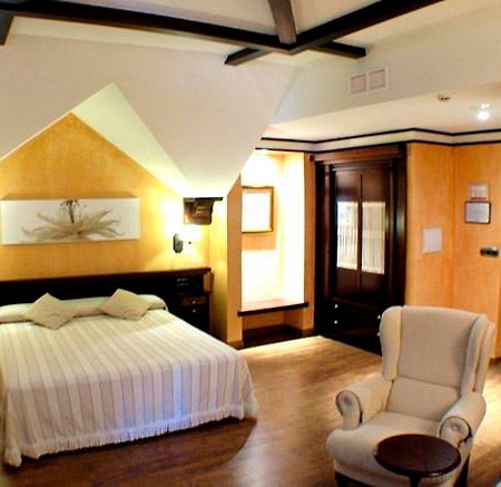 Hotel Los Cerezos Monachil Room photo